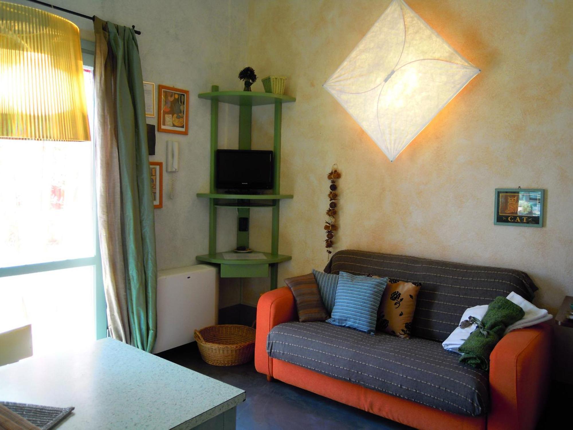 I Freschi Apartment San Bartolomeo Al Mare Luaran gambar